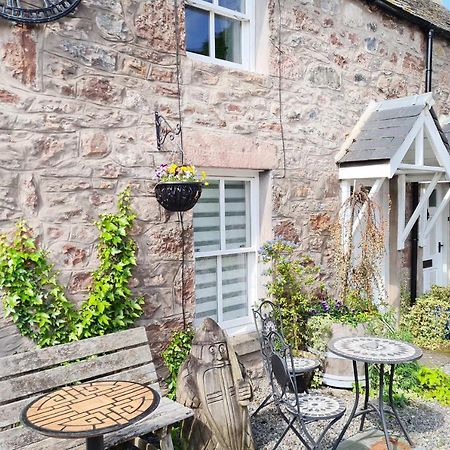 Alexander Cottage Inverness Extérieur photo